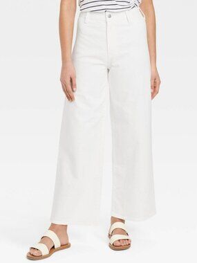 NWT - Women's High-Rise White Sailor Wide Leg Jeans - Universal Thread - Size 16
